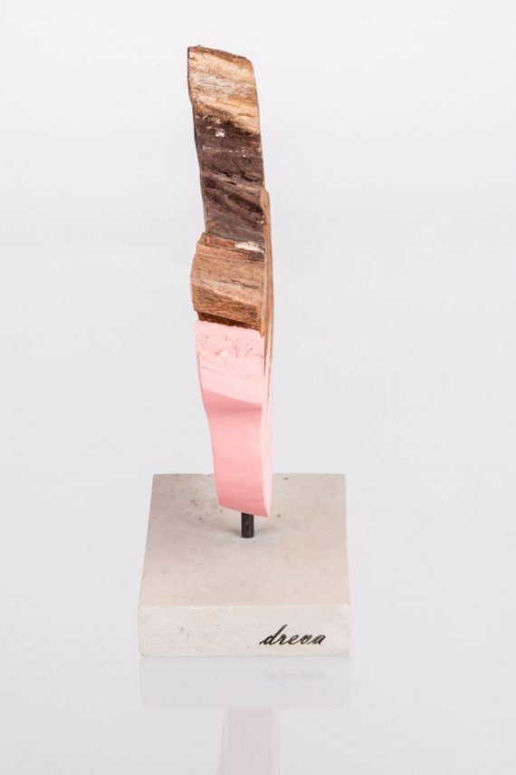 Atelier Hlavina: ružový presah- dreva