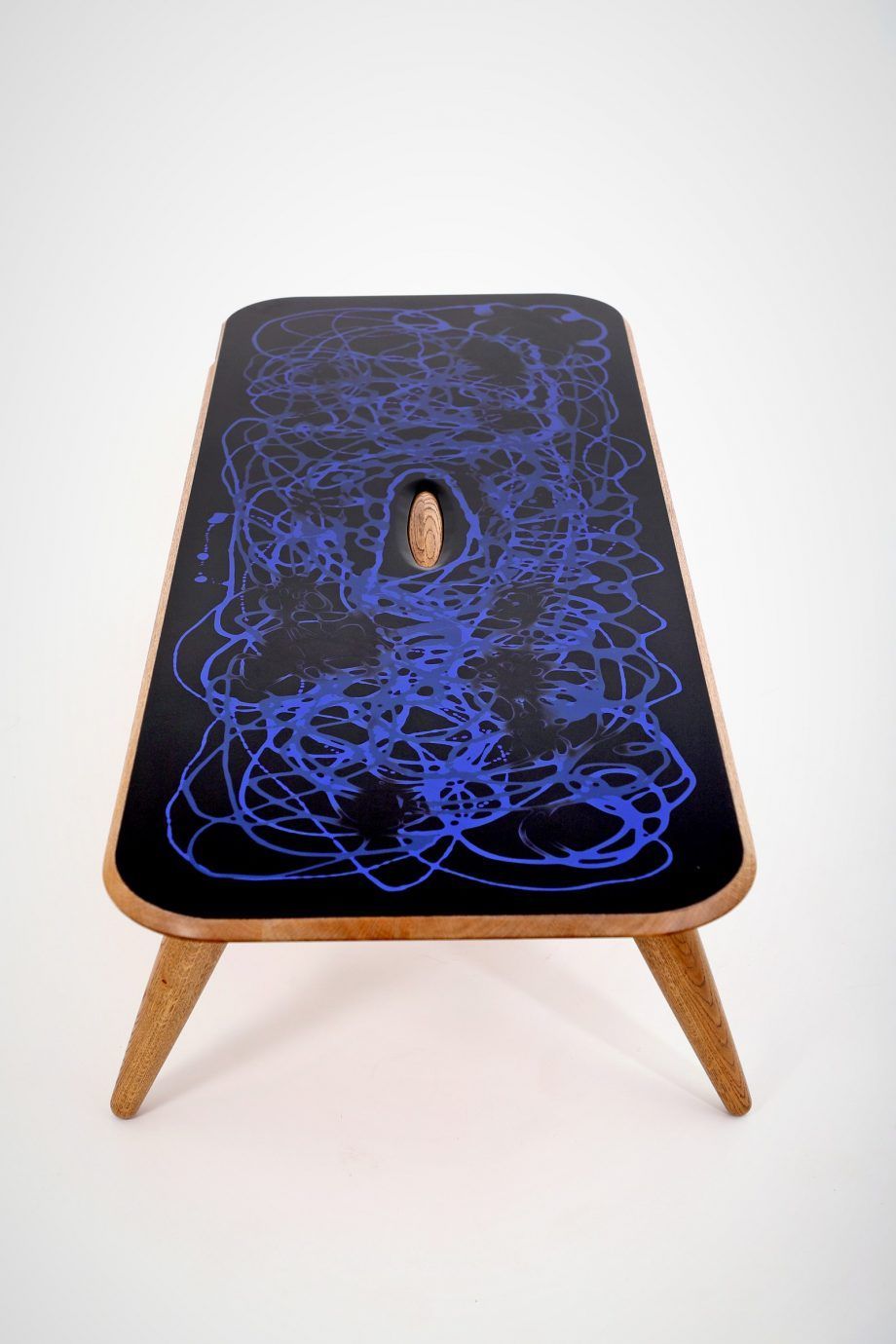 Atelier Hlavina: Šimon Majlát - Black Holes - coffee table